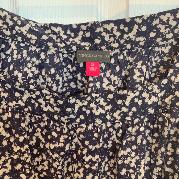 Vince Camuto Steel Blue Floral Short Flounce Sleeve Blouse with Square Neck, XL - Picture 6 of 6
